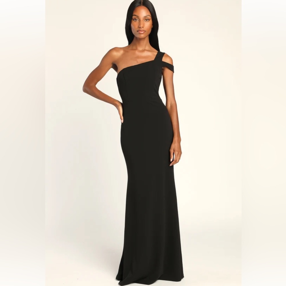 Lulu's Black One-Shoulder Dress